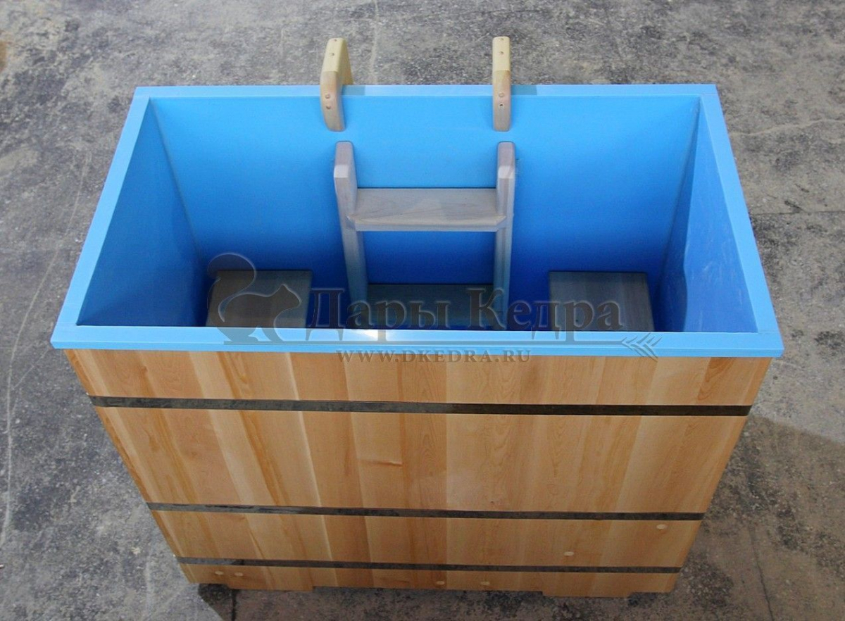 Купель прямоугольная из кедра с пластиковой вставкой